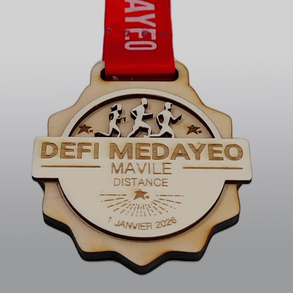 Médaille en bois personnalisable Course – Image 2